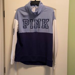 Two toned blues sweatshirt with white sleeves